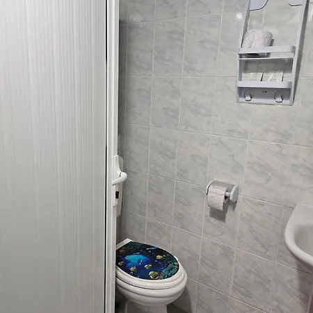 Orehite-family ,food & Pool Bozhichen