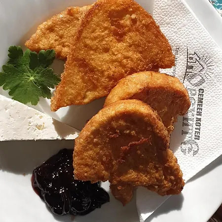 Orehite-family ,food & Pool Maison d'hôtes 3*