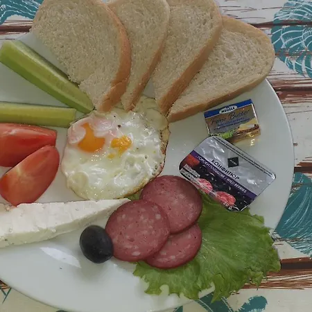 Orehite-family ,food & Pool 3* Bozhichen
