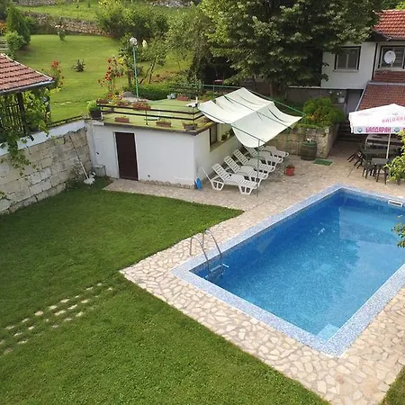 Maison d'hôtes Orehite-family ,food & Pool Bozhichen