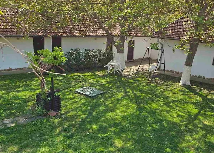 Orehite-family ,food & Pool Gasthuis 3*